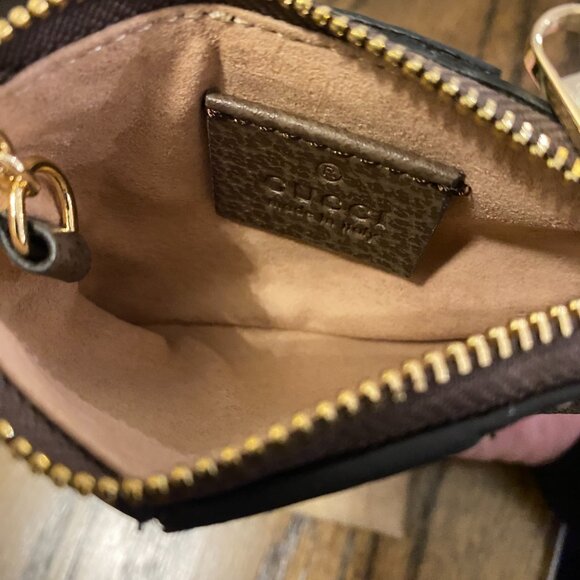 Ophidia Key Case - Picture 6 of 7